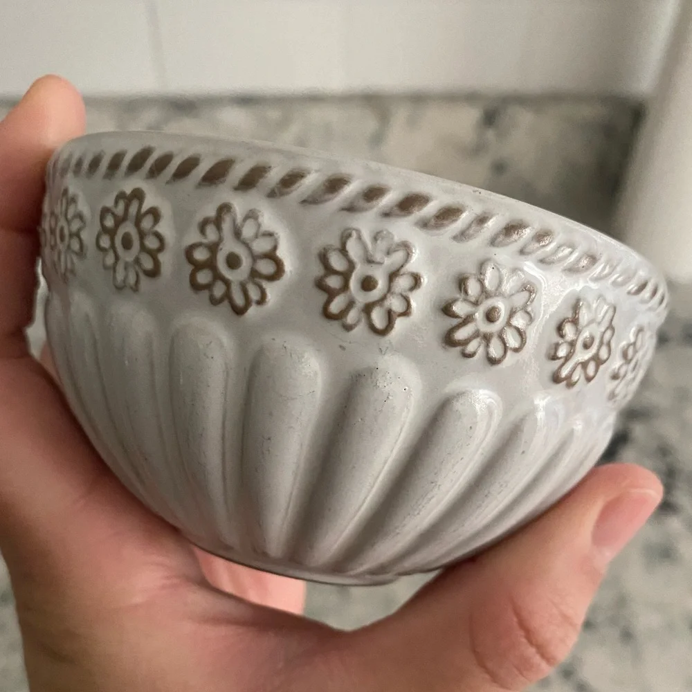 Pottery Barn mini Bowl